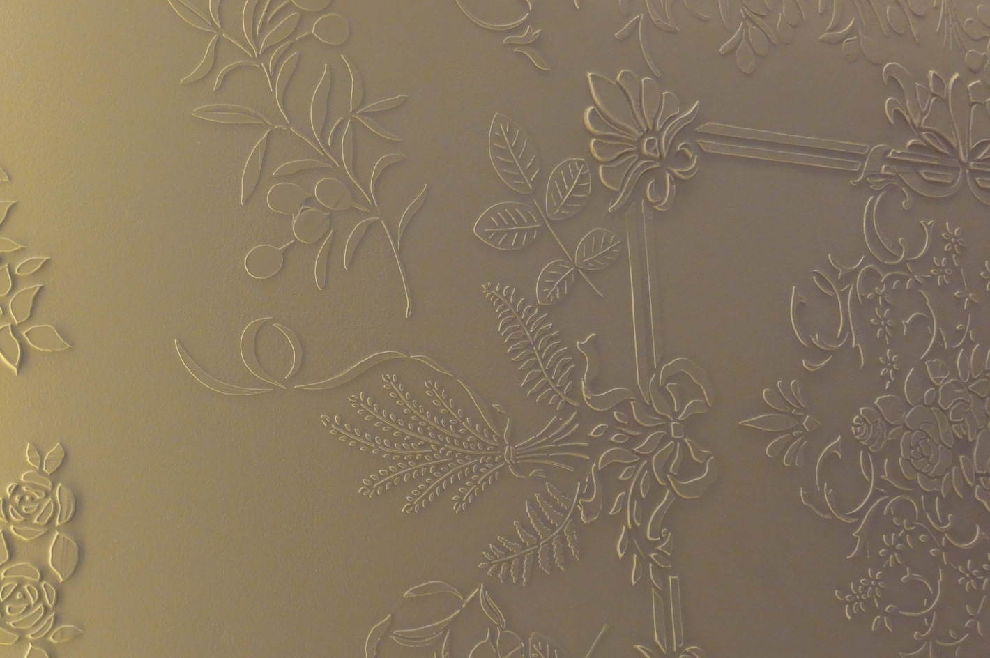ORNAMENT 3
